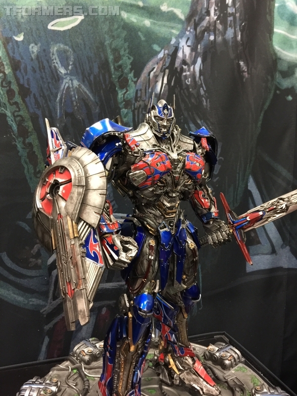 SDCC 2015   Transformers Statues From Sideshow Optimus Prime, Megatron, Bumblebee  (2 of 13)